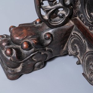 A Chinese bronze gong set in a carved wooden stand, 19th C. — photo 11