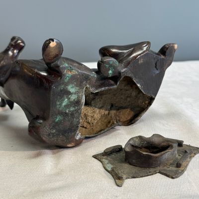 A Chinese bronze 'Goose' incense burner and a 'Stag' incense burner — photo 18