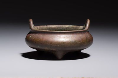 A Chinese bronze handled tripod censer, Yu Tang Jing Wan 玉堂精玩 mark, 17th C.