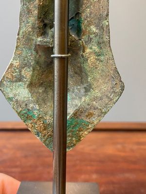 A Chinese bronze horse harness frontlet, Western Zhou — photo 10