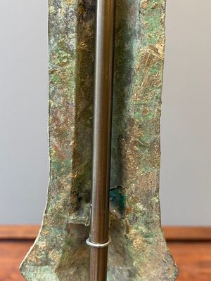 A Chinese bronze horse harness frontlet, Western Zhou — foto 9