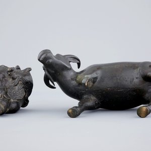 A Chinese bronze incense burner in the shape of a sage riding a buffalo, 19th C. — photo 7