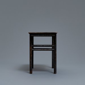 A Chinese bronze miniature model of a scholar's table, 19th C. — 照片 3