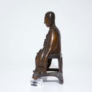 A Chinese bronze model of a seated Zhenwu, Ming — 照片 2