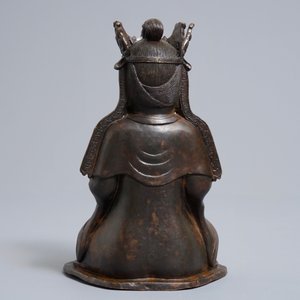 A Chinese bronze model of Guanyin, 19th C. — photo 3