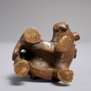 A Chinese bronze scroll or paper weight shaped as a mythical beast with rider, 19/20th C. — photo 6