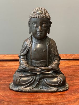 A Chinese bronze sculpture of Buddha, Ming — photo 1