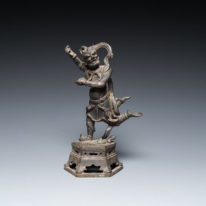 A Chinese bronze sculpture of Kui Xing, Ming — photo 1
