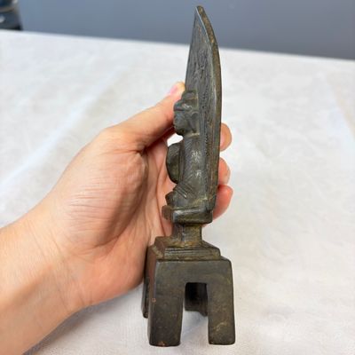 A Chinese bronze seated Buddha with a flaming halo — photo 3