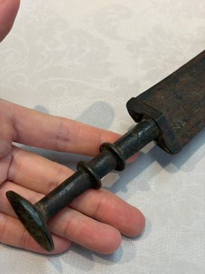 A Chinese bronze sword, Warring States period — photo 9