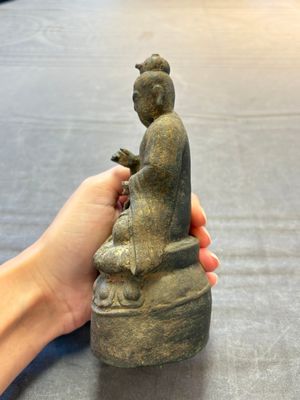 A Chinese bronze Taoist figure and a gilt-lacquered guardian, Ming — photo 9