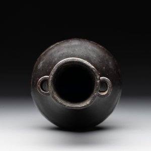 A Chinese bronze 'touhu' vase, Yuan — photo 6