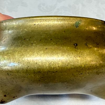 A Chinese bronze tripod censer — photo 8