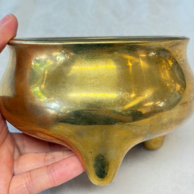 A Chinese bronze tripod censer — photo 5
