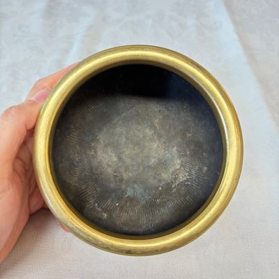 A Chinese bronze tripod censer — photo 10