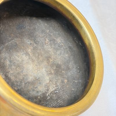 A Chinese bronze tripod censer — photo 11