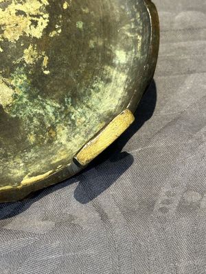A Chinese bronze tripod censer with cover and stand, 19th C. — photo 27