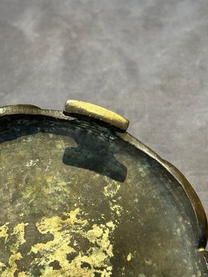 A Chinese bronze tripod censer with cover and stand, 19th C. — photo 28