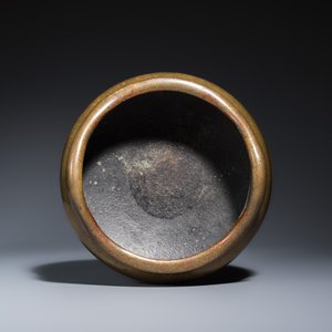 A Chinese bronze tripod censer with handles and stand — photo 6