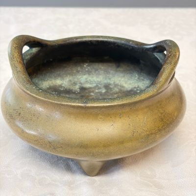A Chinese bronze tripod censer with handles and stand — photo 3
