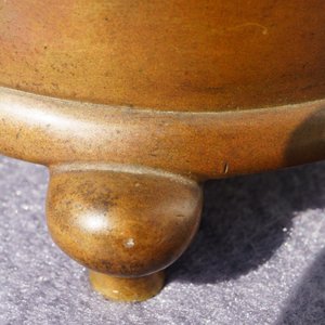 A Chinese bronze tripod censer, Xuande mark, 17/18th C. — 照片 31