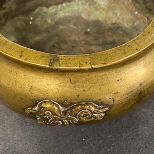 A Chinese bronze tripod 'elephants' censer, Qing — 照片 13
