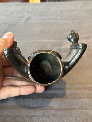 A Chinese bronze vase and a Taoist figure-shaped incense burner, Ming — foto 12