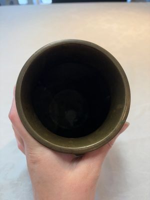 A Chinese bronze vase and ewer, and a Japanese vase, 18/19th C. — foto 11