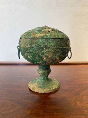 A Chinese bronze 'xianglu' censer with reticulated cover, Western Han — 照片 4