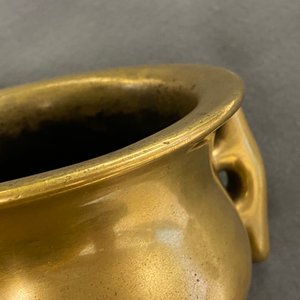 A Chinese bronze 'yilu' censer, Xuande mark, 17th C. — 照片 12