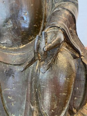A Chinese bronze Zhen Wu with traces of red lacquer, Ming — 照片 6