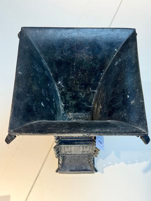 A Chinese bronze 'zun' vase with taotie design, Ming — photo 14