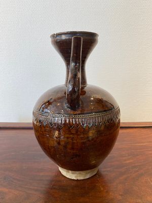 A Chinese brown-glazed ewer, Song — photo 4