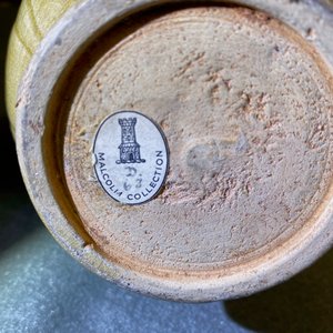A Chinese brown-glazed vase and cover with incised design, Song — 照片 15