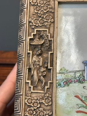 A Chinese Canton carved wooden casket with a famille rose plaque, Republic — photo 12