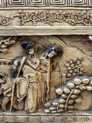 A Chinese Canton carved wooden casket with a famille rose plaque, Republic — photo 10