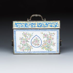A Chinese Canton enamel 'Card Players' box and cover — 照片 4