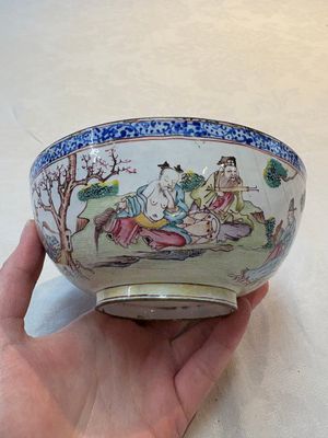 A Chinese Canton enamel 'Eight Immortals' bowl, 18th C. — photo 1