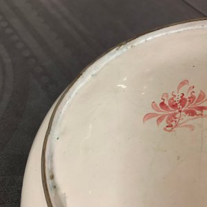 A Chinese Canton enamel ‘European subject’ plate, Qianlong — 照片 19