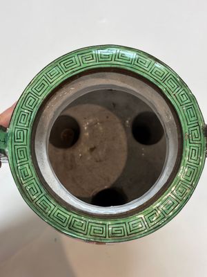 A Chinese Canton enamel green-ground three-piece altar set, 19th C. — photo 42