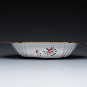 A Chinese Canton enamel helm-shaped ewer with shell-shaped basin, Qianlong — photo 4