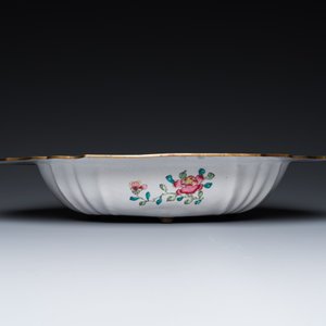 A Chinese Canton enamel helm-shaped ewer with shell-shaped basin, Qianlong — photo 6