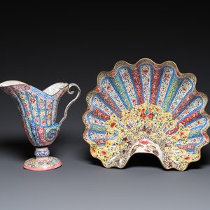 A Chinese Canton enamel helm-shaped ewer with shell-shaped basin, Yongzheng/Qianlong — photo 1