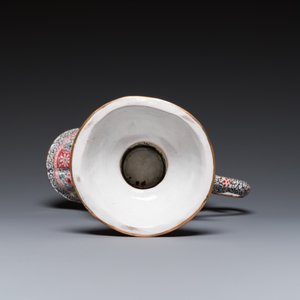 A Chinese Canton enamel helm-shaped ewer with shell-shaped basin, Yongzheng/Qianlong — photo 13