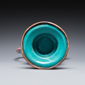 A Chinese Canton enamel helm-shaped ewer with shell-shaped basin, Yongzheng/Qianlong — photo 13