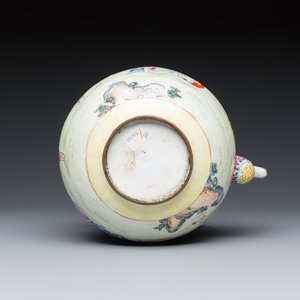 A Chinese Canton enamel kettle and stand with figural design — 照片 7
