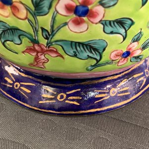A Chinese Canton enamel lime green-ground ewer and basin, four-character mark, Qianlong/Jiaqing — 照片 30