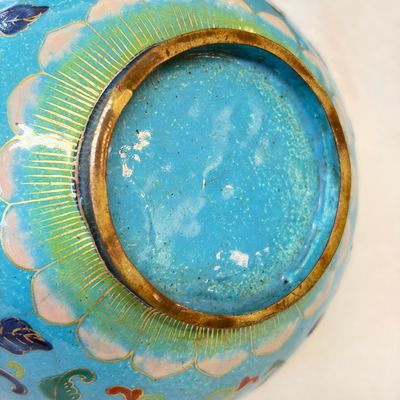 A Chinese Canton enamel 'Lotus Scroll' bowl — photo 9