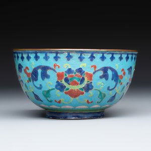 A Chinese Canton enamel 'Lotus Scroll' bowl — photo 4