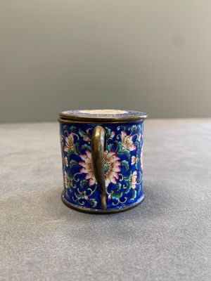 A Chinese Canton enamel mustard jar and square dish, Qianlong/Jiaqing — 照片 4